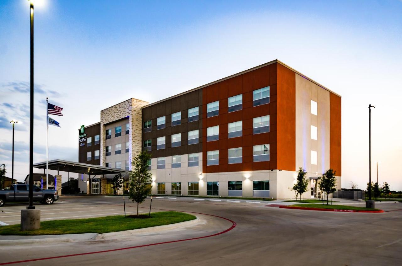 Holiday Inn Express & Suites Taylor By Ihg Екстериор снимка